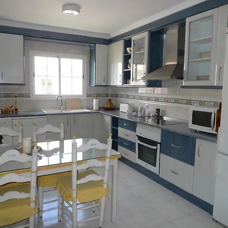 Costa Beachfront Апартаменты Торрокс-Коста