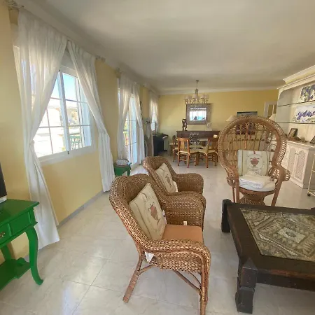 Costa Beachfront Apartment