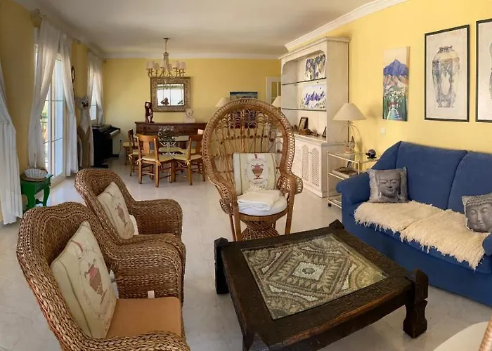 Costa Beachfront Apartment Torrox