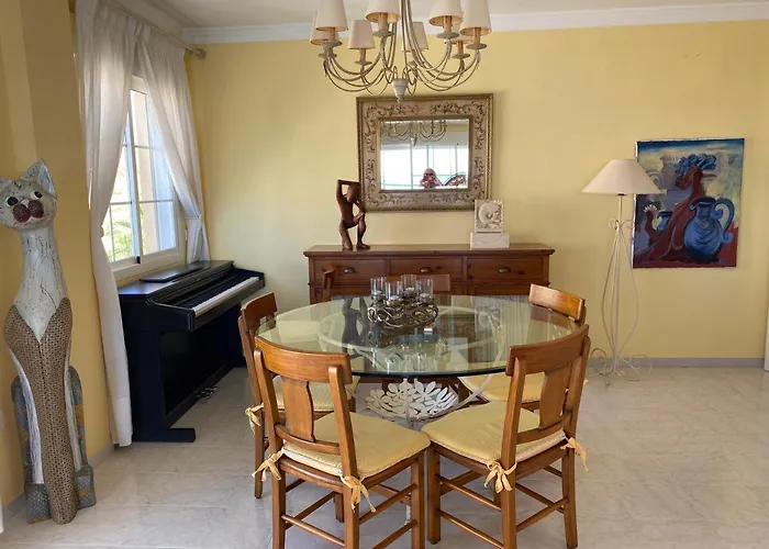 Costa Beachfront Apartment Torrox